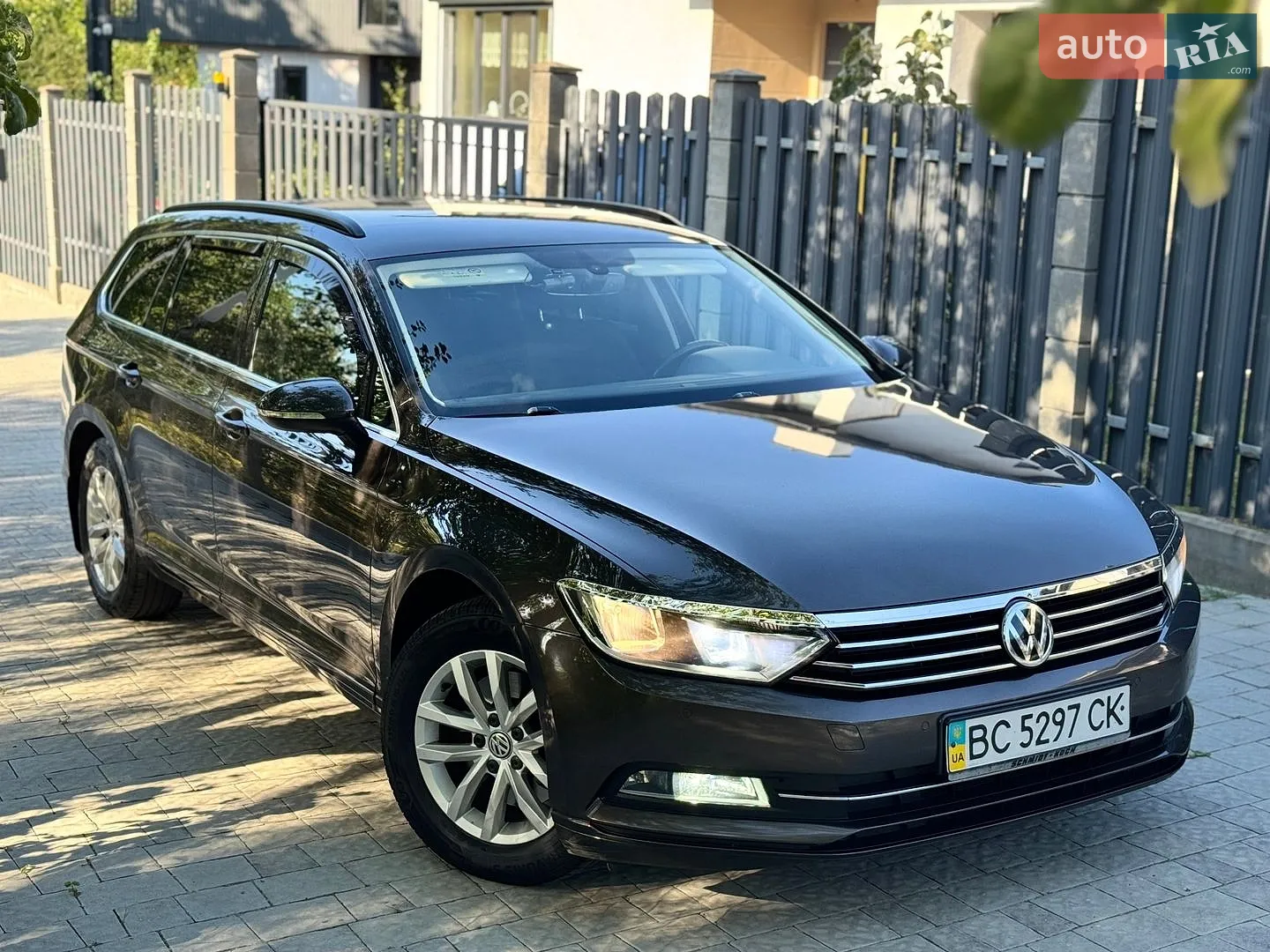 2016 Volkswagen Passat - мініатюра 3