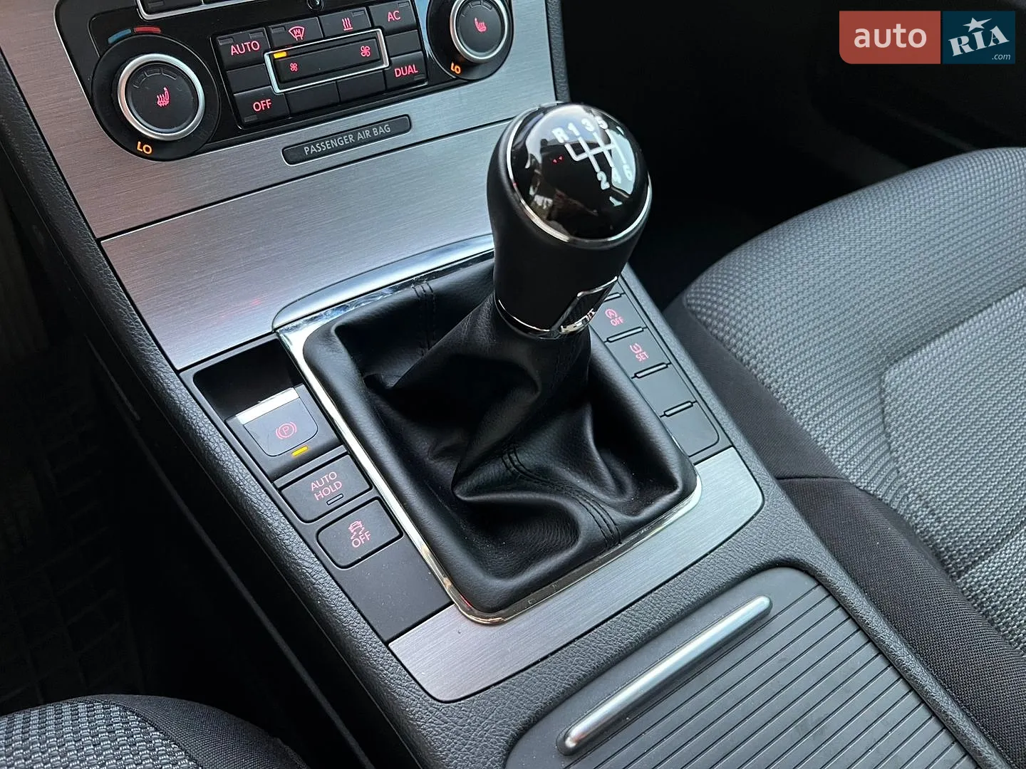 2011 Volkswagen Passat - мініатюра 27