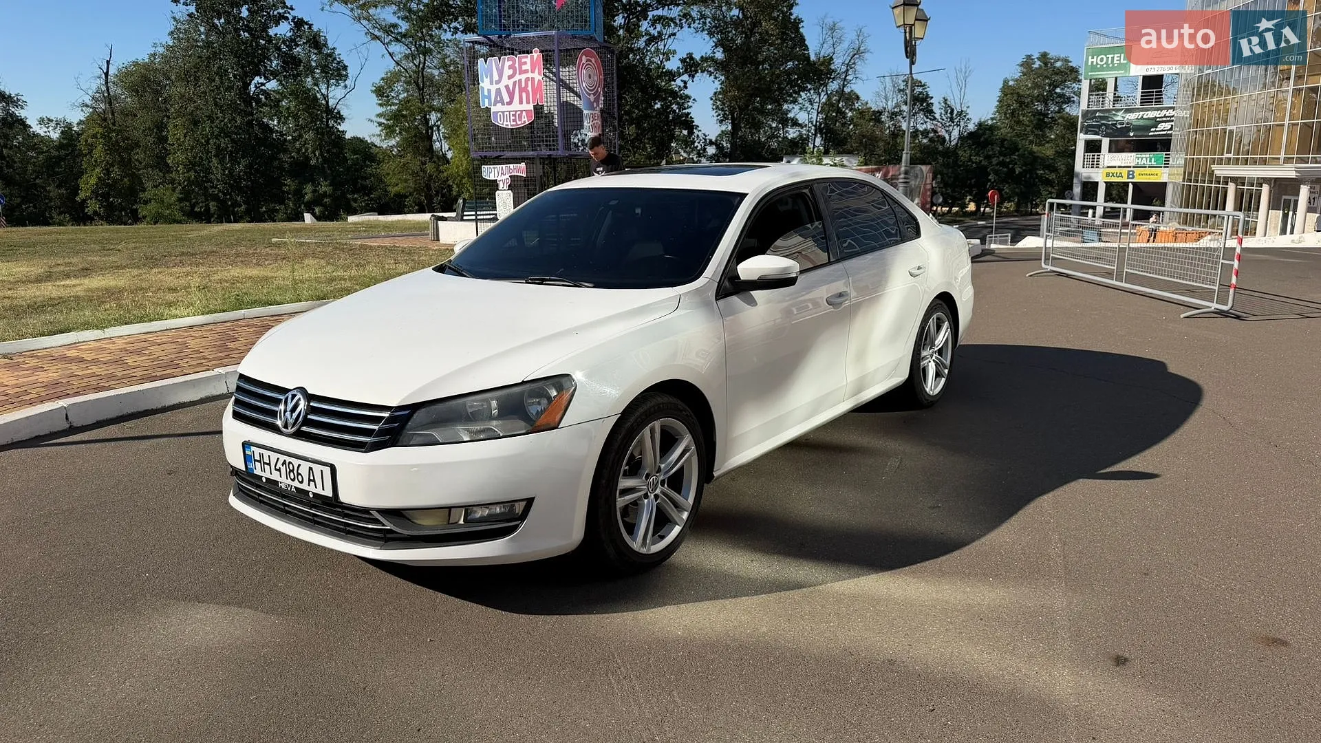 2014 Volkswagen Passat - фото 1