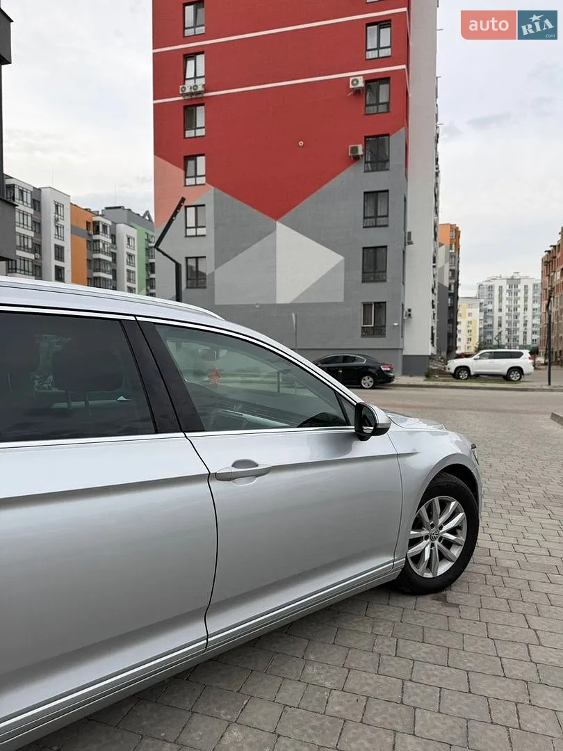 2015 Volkswagen Passat - мініатюра 9