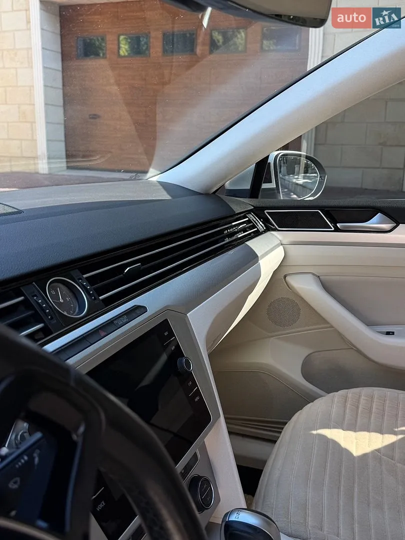 2018 Volkswagen Passat - мініатюра 28