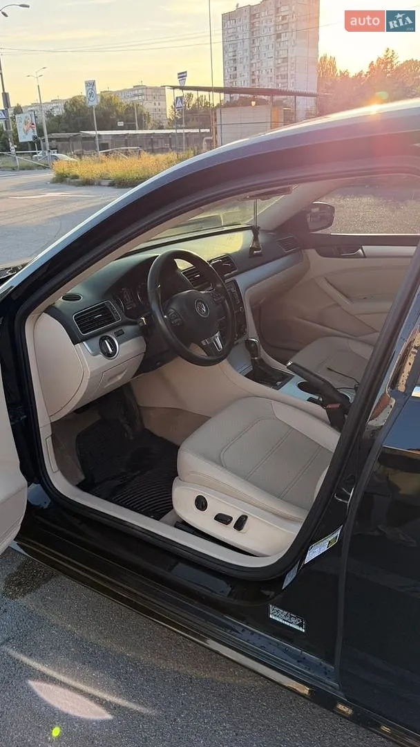 2012 Volkswagen Passat - мініатюра 18