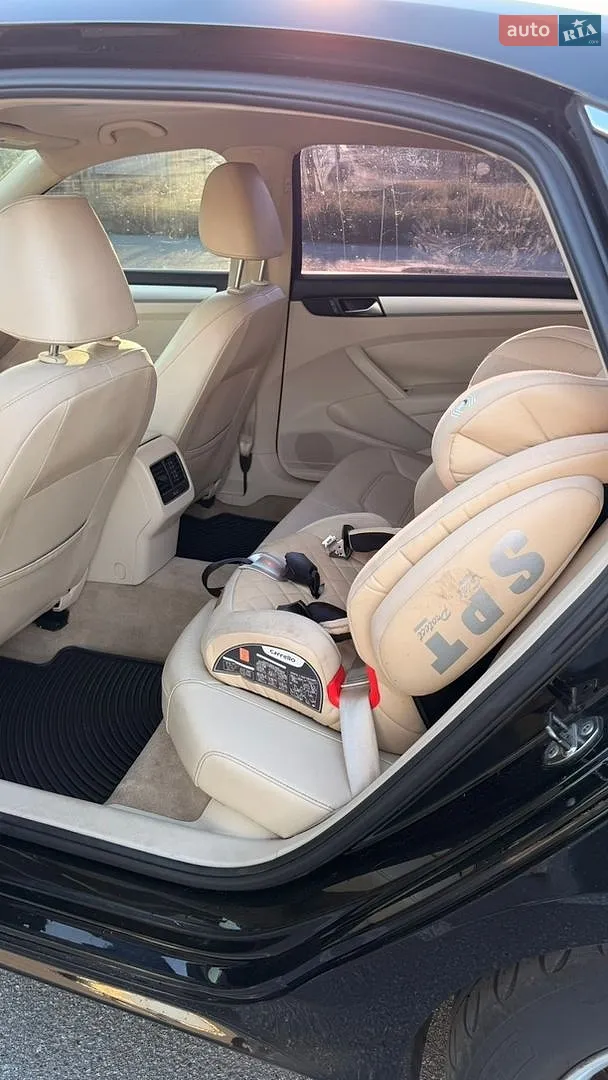 2012 Volkswagen Passat - мініатюра 25