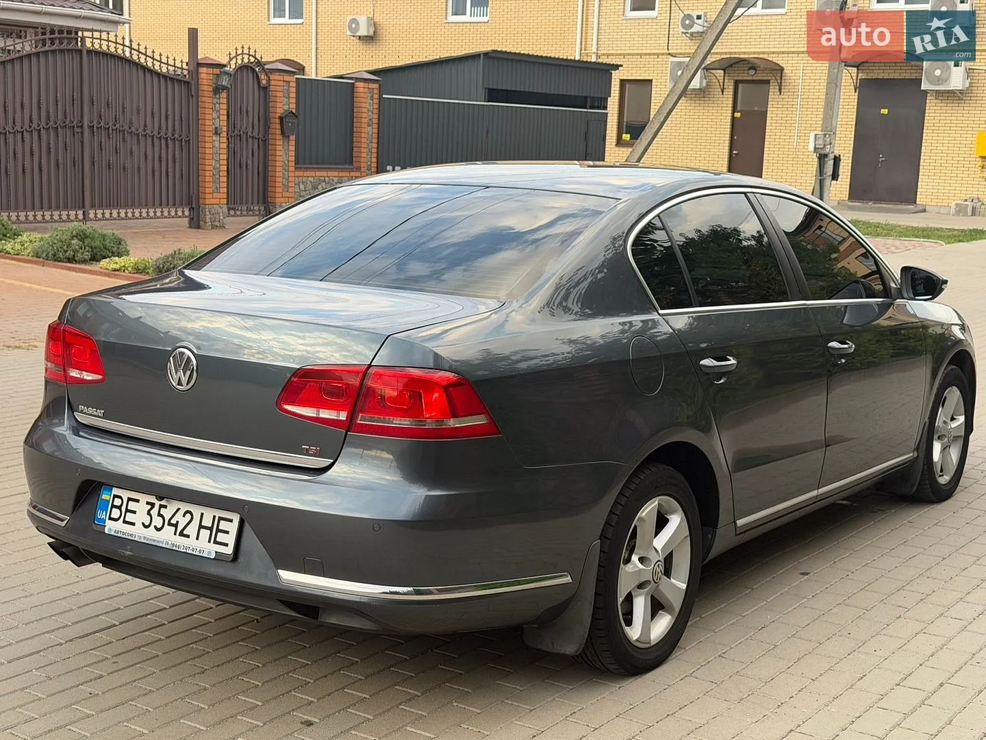 2012 Volkswagen Passat - мініатюра 4