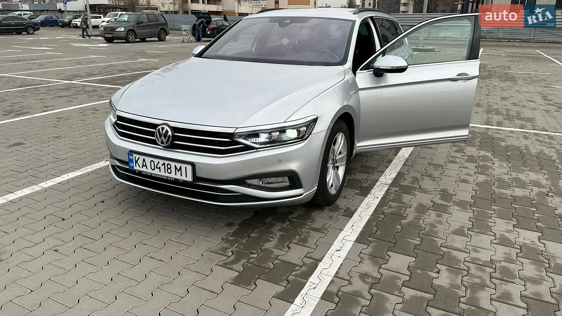 2019 Volkswagen Passat - мініатюра 3