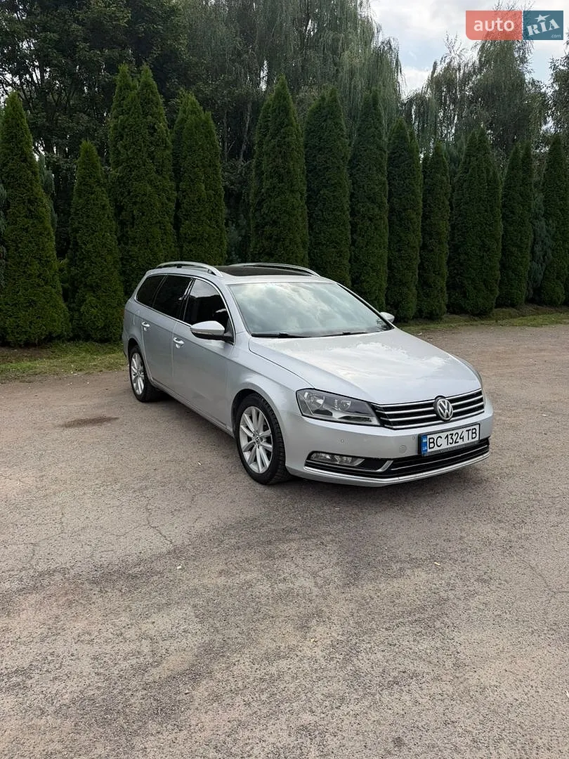 2010 Volkswagen Passat - мініатюра 3