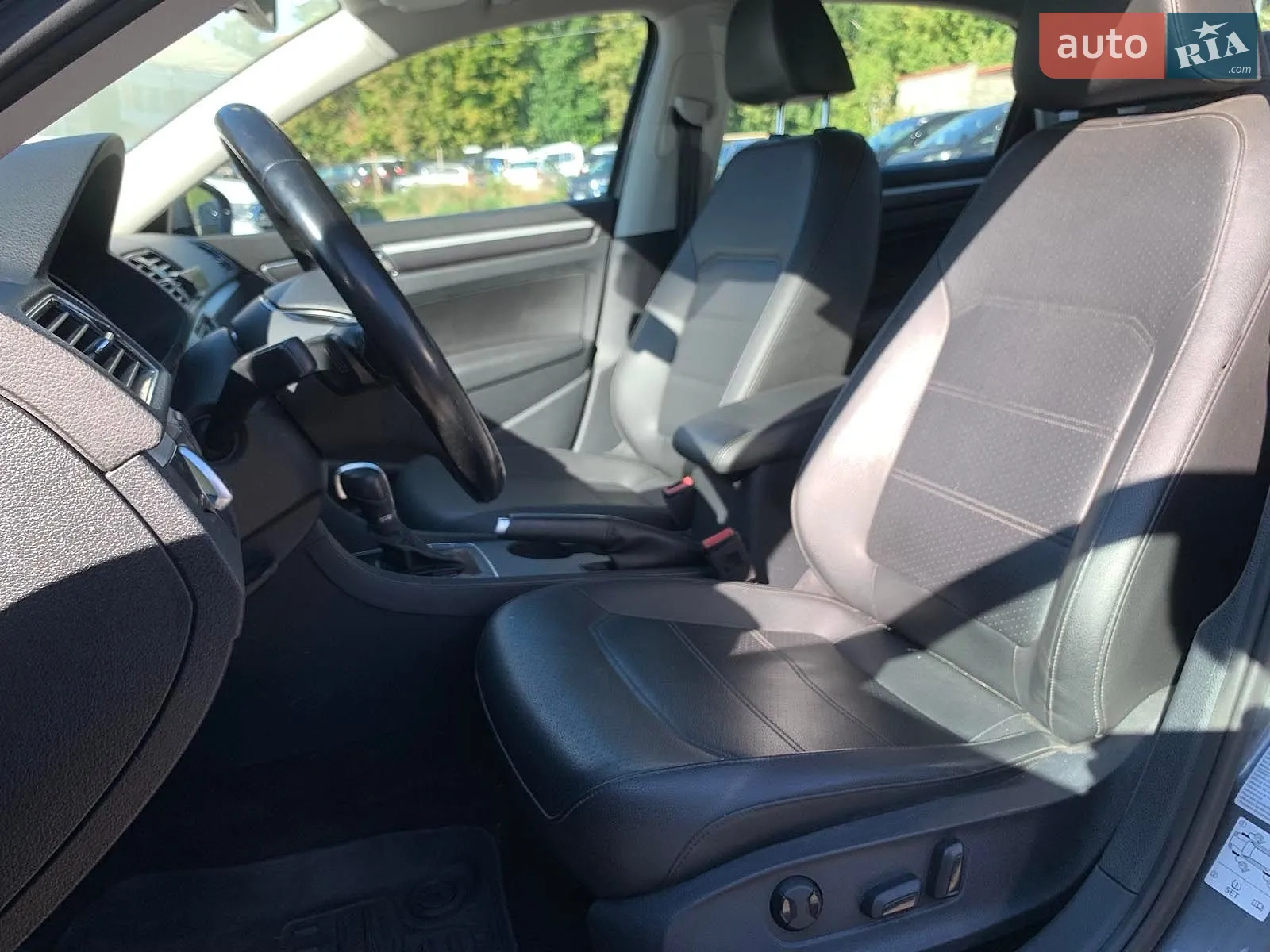 2017 Volkswagen Passat - мініатюра 12
