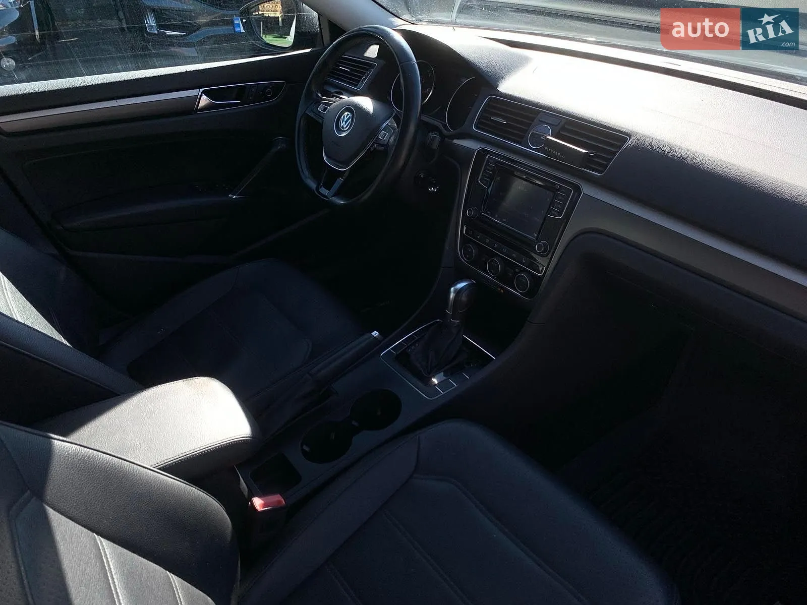 2017 Volkswagen Passat - мініатюра 25