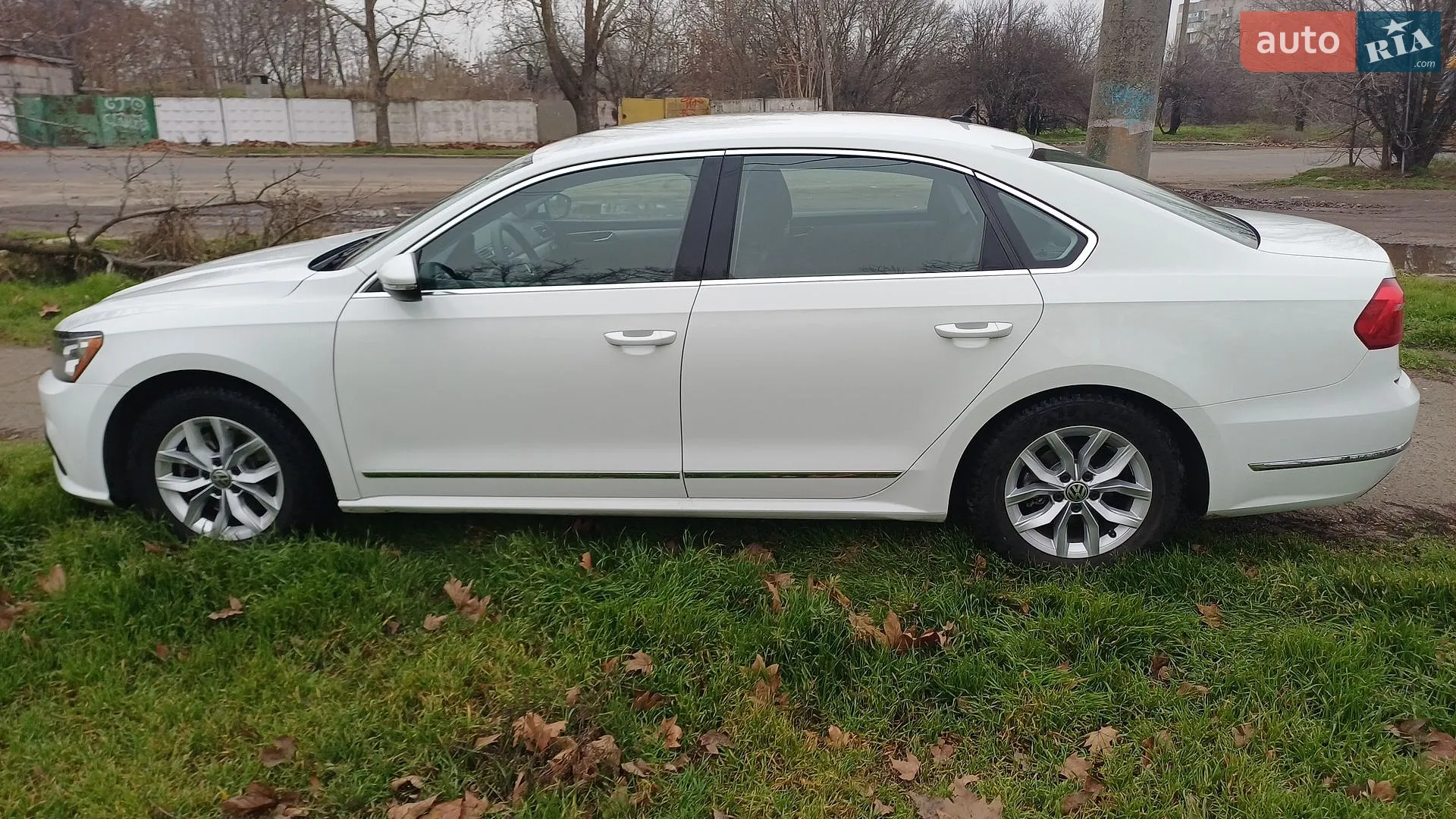 2016 Volkswagen Passat - мініатюра 2