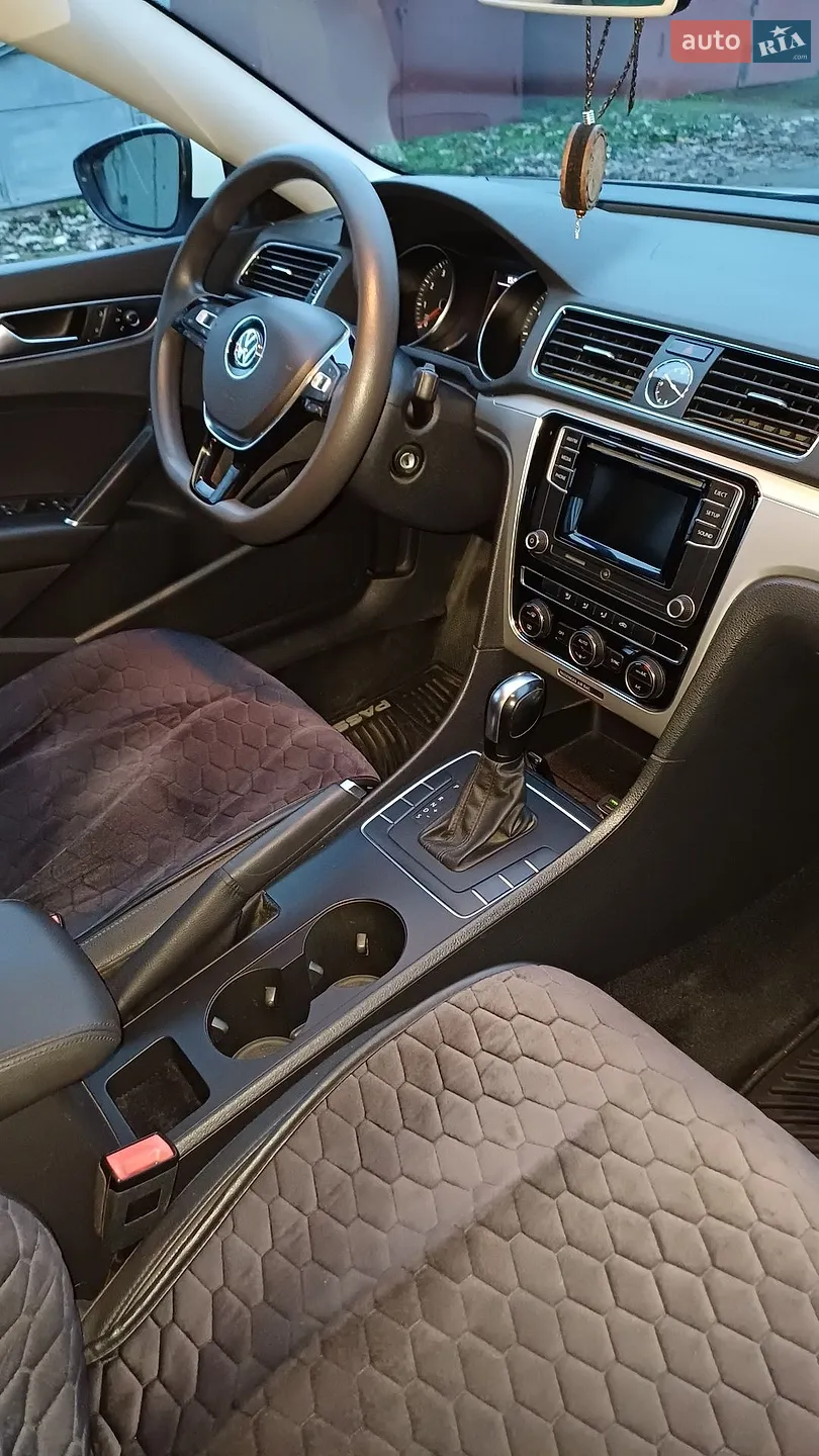 2016 Volkswagen Passat - мініатюра 7