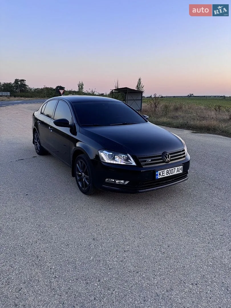 2013 Volkswagen Passat - фото 1