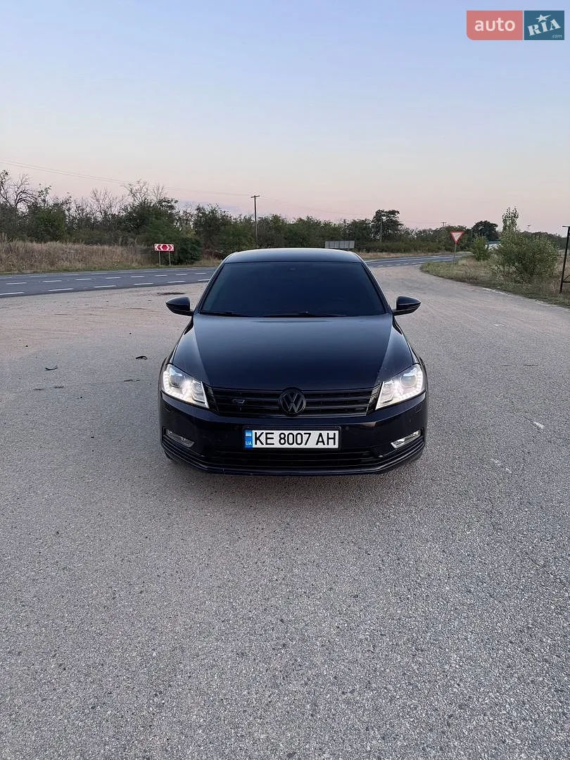 2013 Volkswagen Passat - мініатюра 3