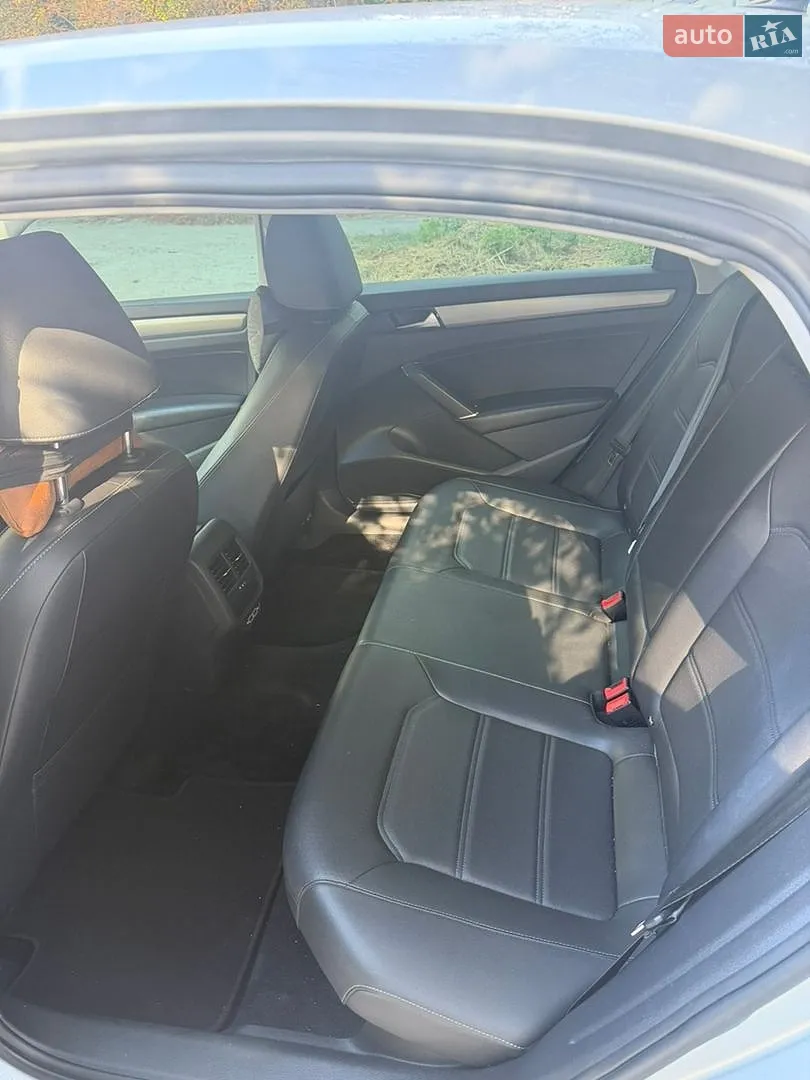 2019 Volkswagen Passat - мініатюра 8