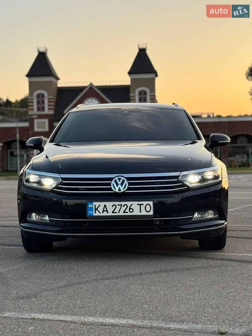 2019 Volkswagen Passat - мініатюра 2