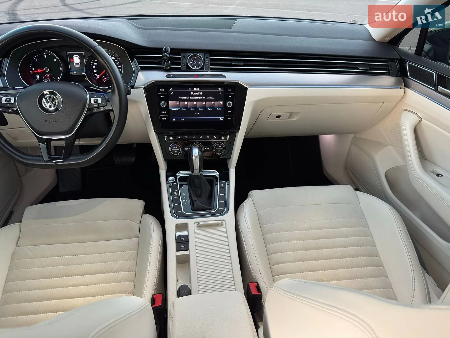 2019 Volkswagen Passat - мініатюра 34