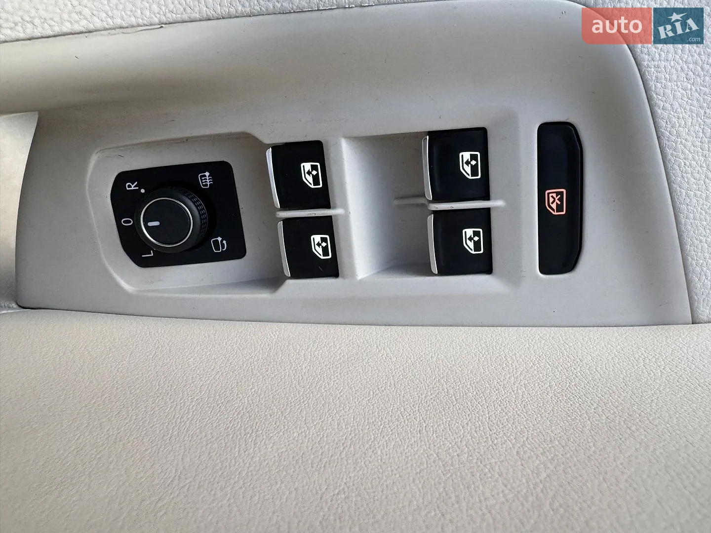 2019 Volkswagen Passat - мініатюра 38