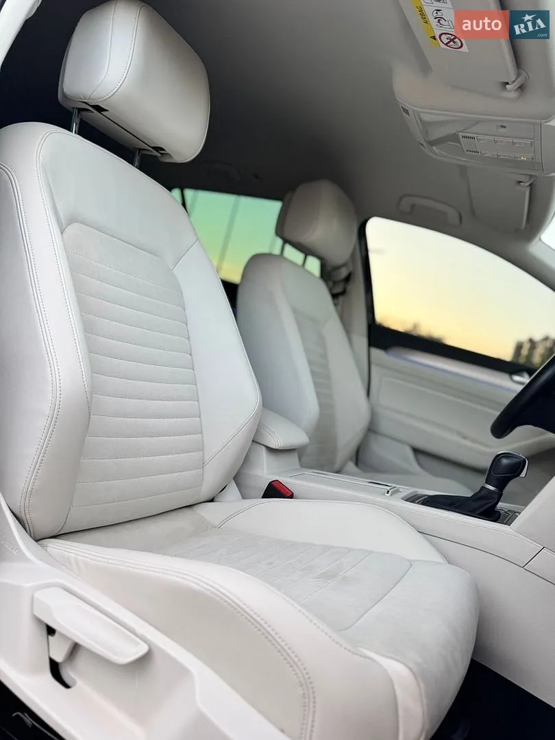 2019 Volkswagen Passat - мініатюра 31