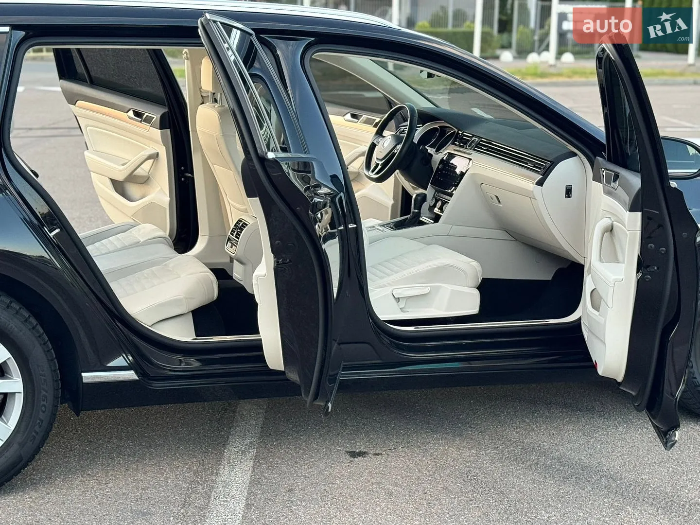 2019 Volkswagen Passat - мініатюра 21