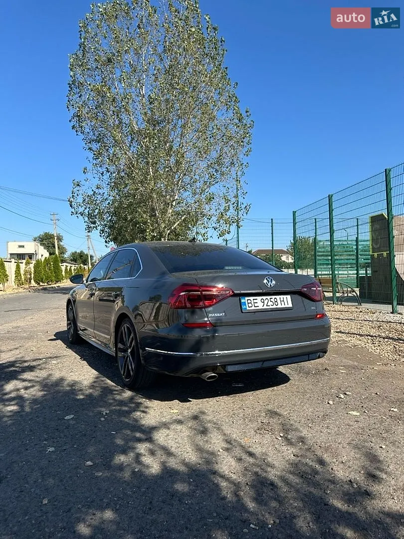 2017 Volkswagen Passat - мініатюра 5