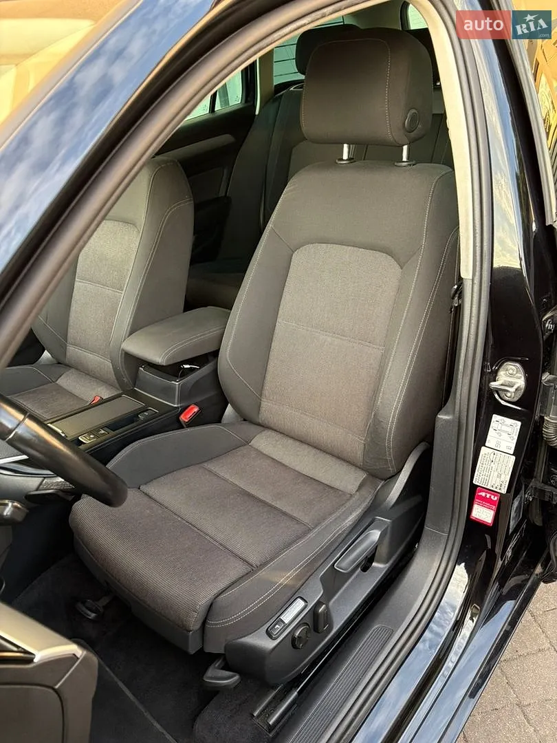 2019 Volkswagen Passat - мініатюра 18