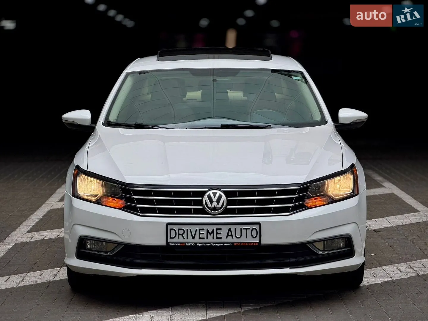 2015 Volkswagen Passat - мініатюра 2