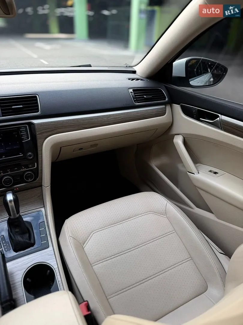 2015 Volkswagen Passat - мініатюра 19
