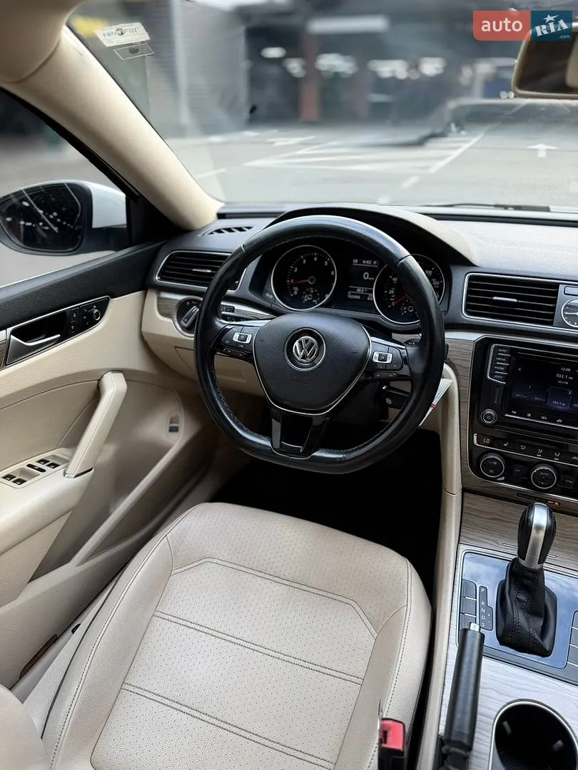 2015 Volkswagen Passat - мініатюра 21