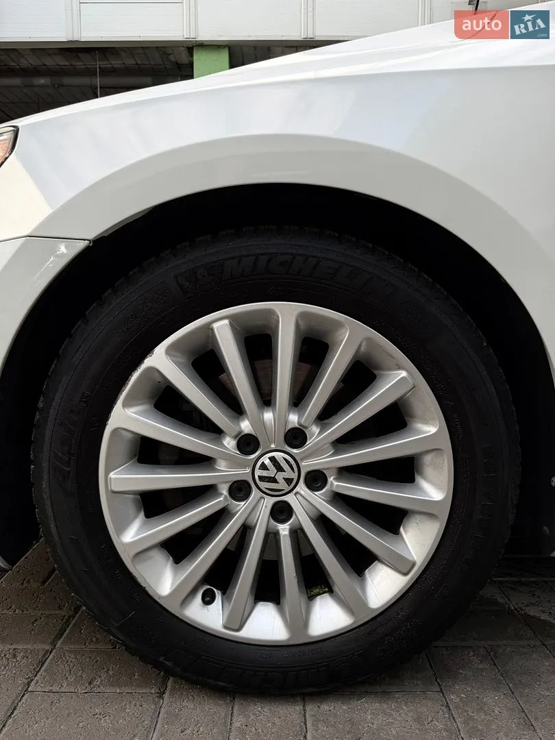 2015 Volkswagen Passat - мініатюра 27