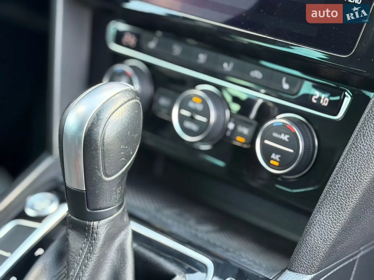 2019 Volkswagen Passat - мініатюра 42
