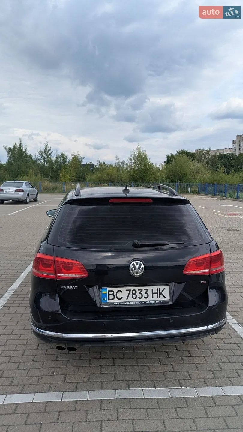 2011 Volkswagen Passat - мініатюра 11