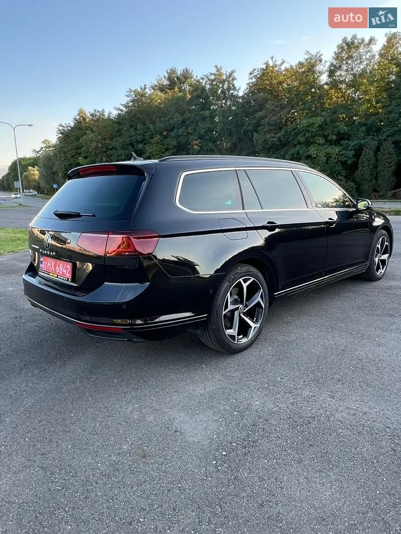 2022 Volkswagen Passat - мініатюра 9