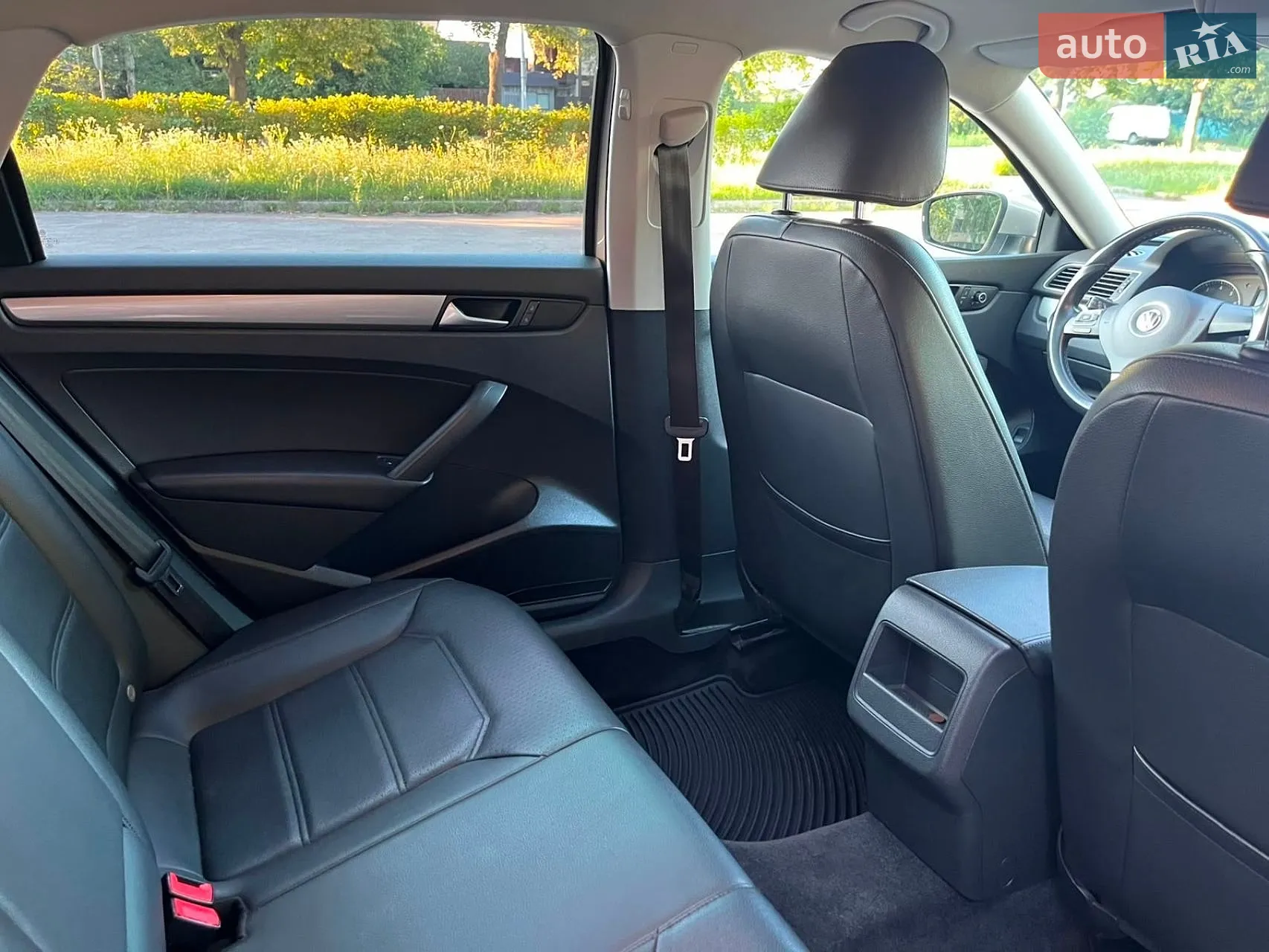2015 Volkswagen Passat - мініатюра 11