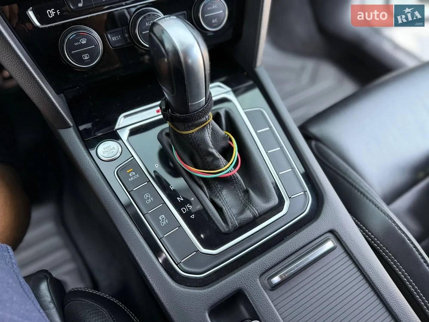 2016 Volkswagen Passat - мініатюра 32