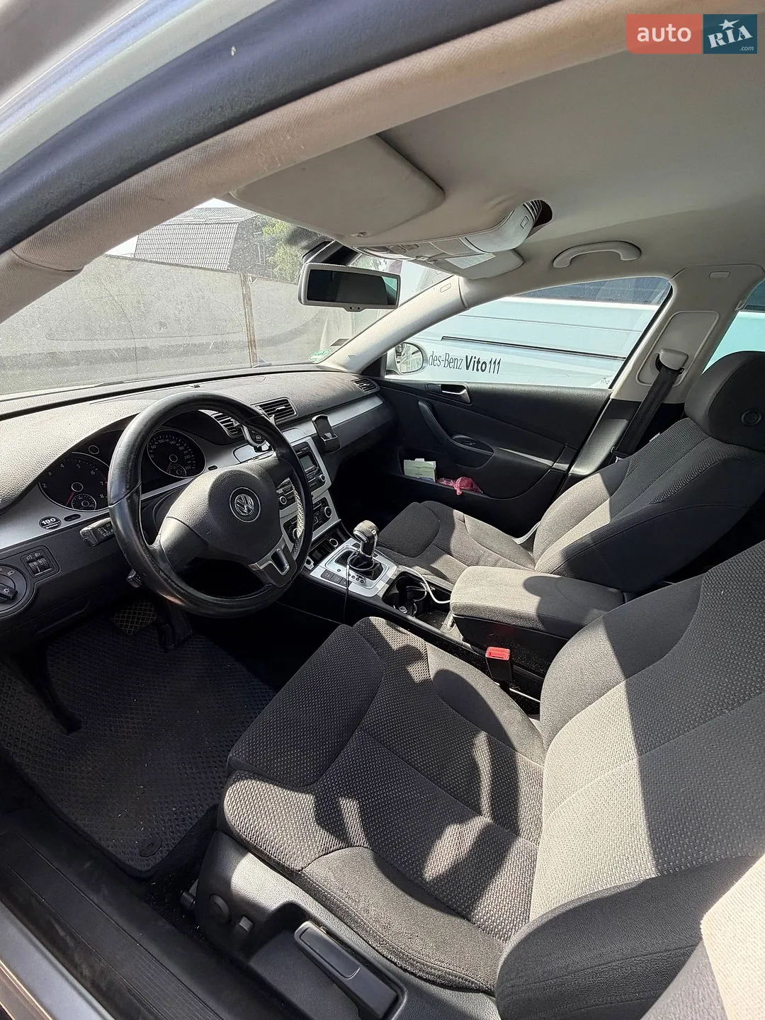 2010 Volkswagen Passat - мініатюра 17