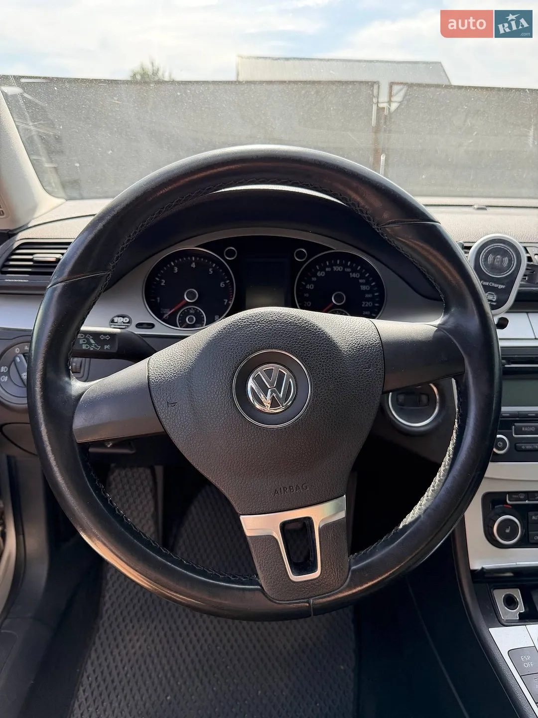 2010 Volkswagen Passat - мініатюра 22