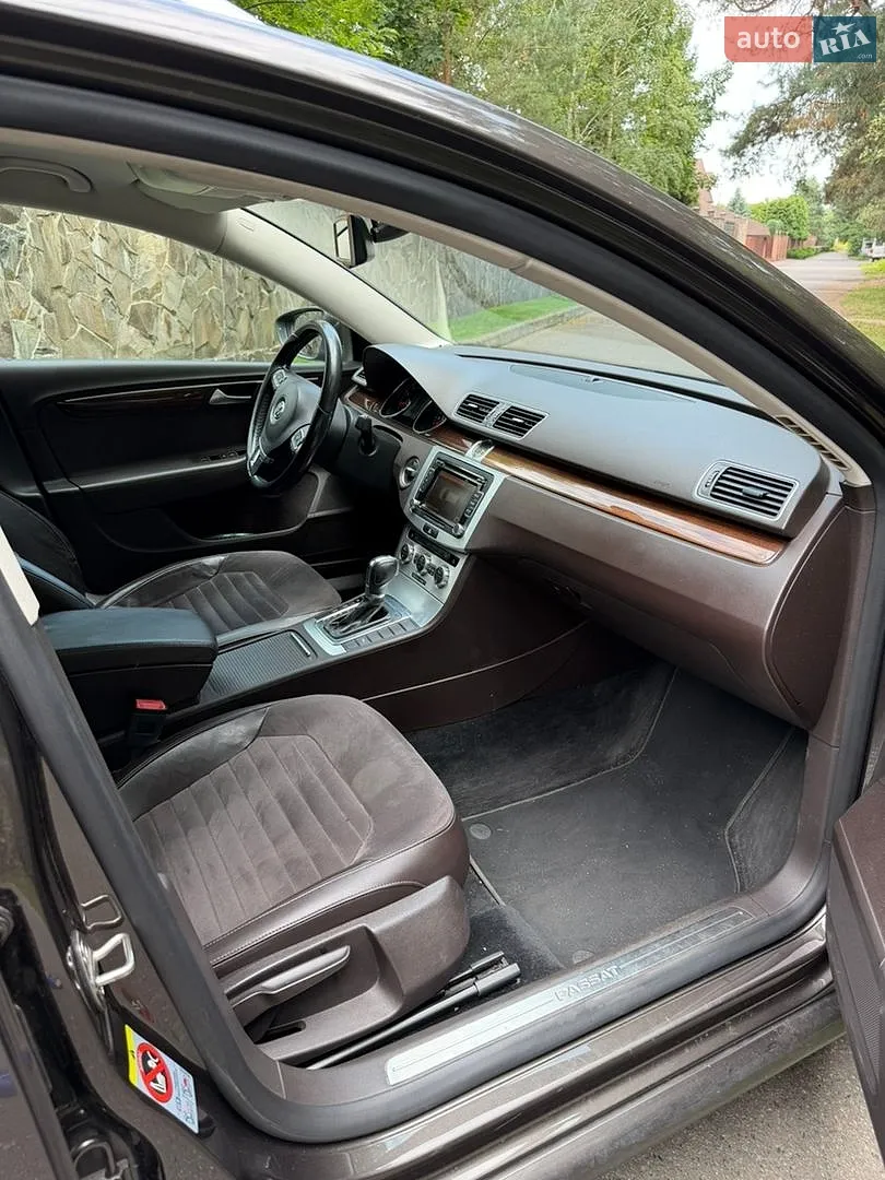 2012 Volkswagen Passat - мініатюра 8