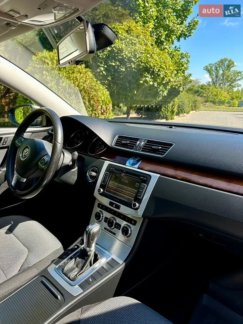 2012 Volkswagen Passat - мініатюра 21