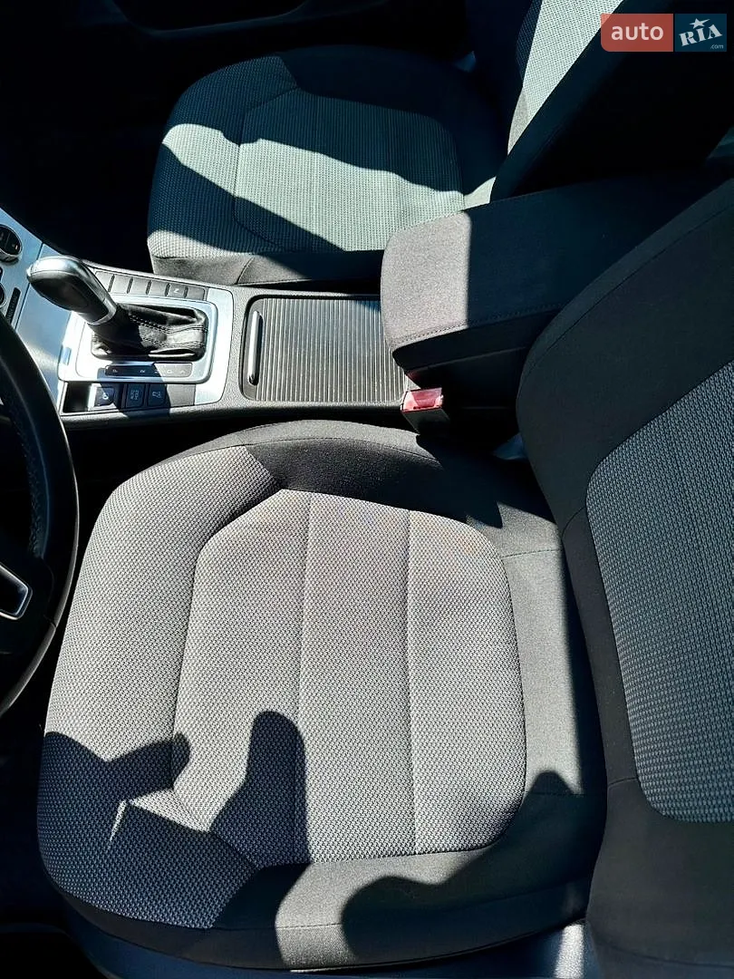 2012 Volkswagen Passat - мініатюра 23