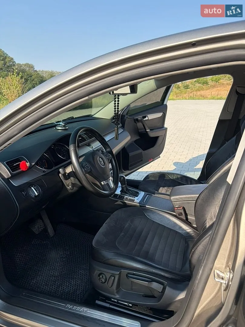 2012 Volkswagen Passat - мініатюра 5