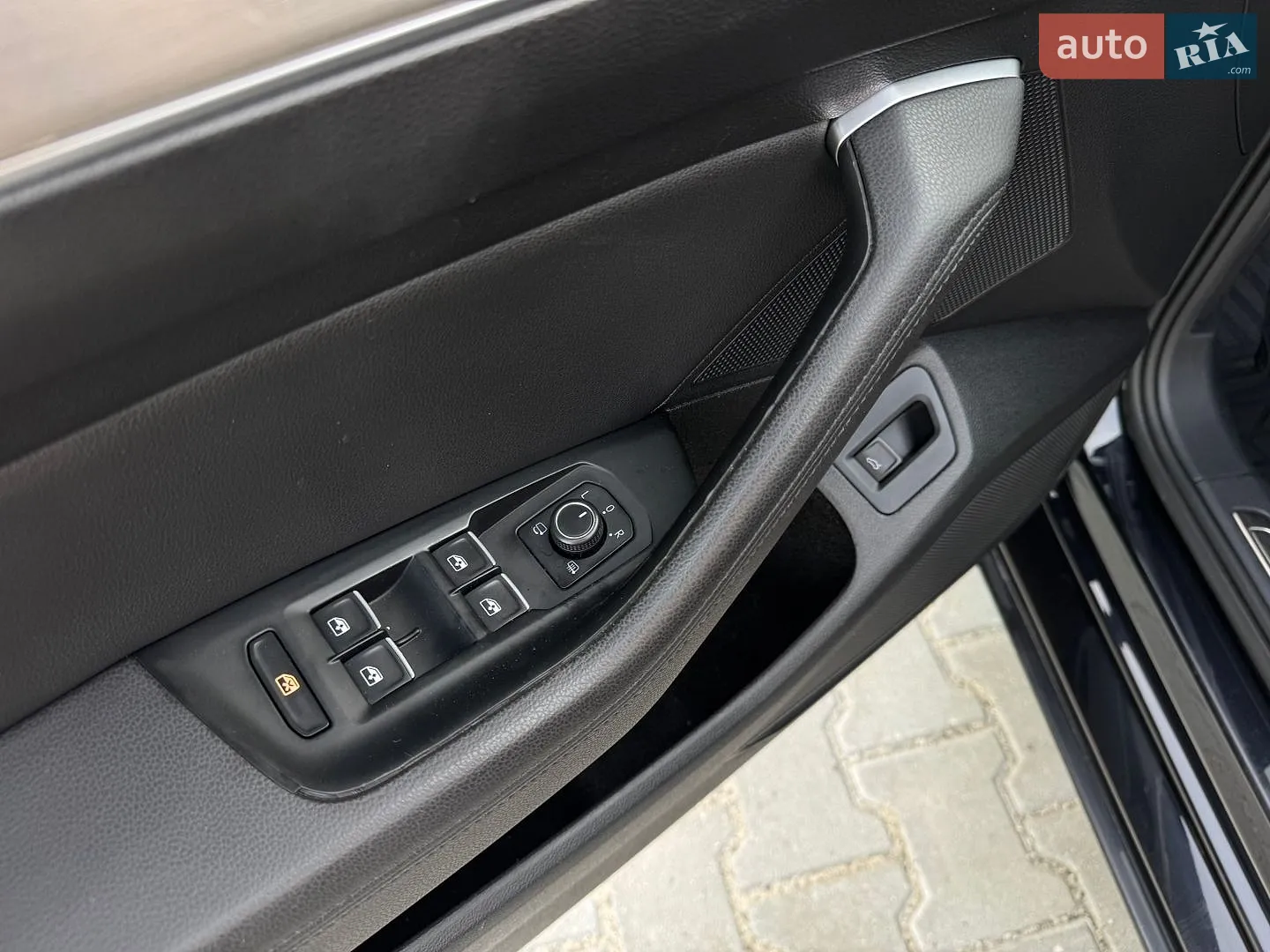 2016 Volkswagen Passat - мініатюра 16
