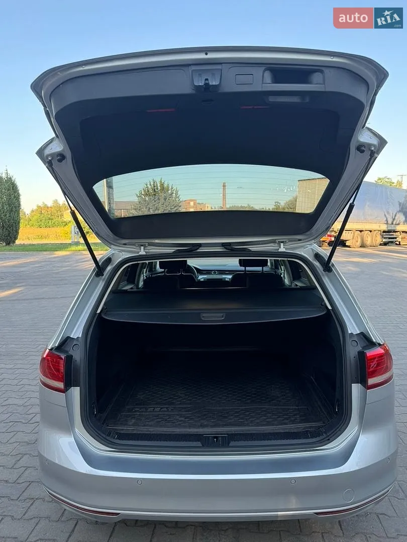 2016 Volkswagen Passat - мініатюра 37