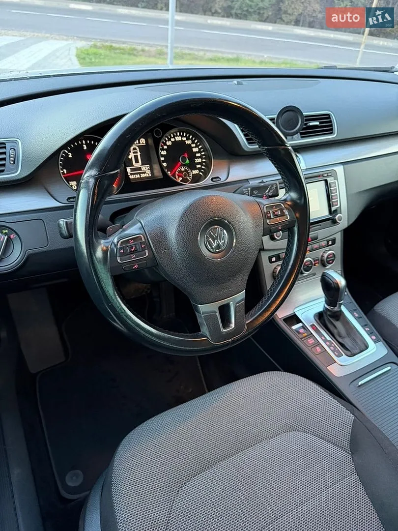 2013 Volkswagen Passat - мініатюра 17