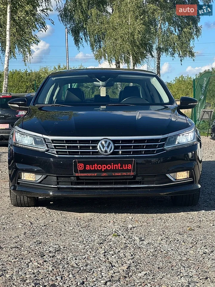 2017 Volkswagen Tiguan - мініатюра 29