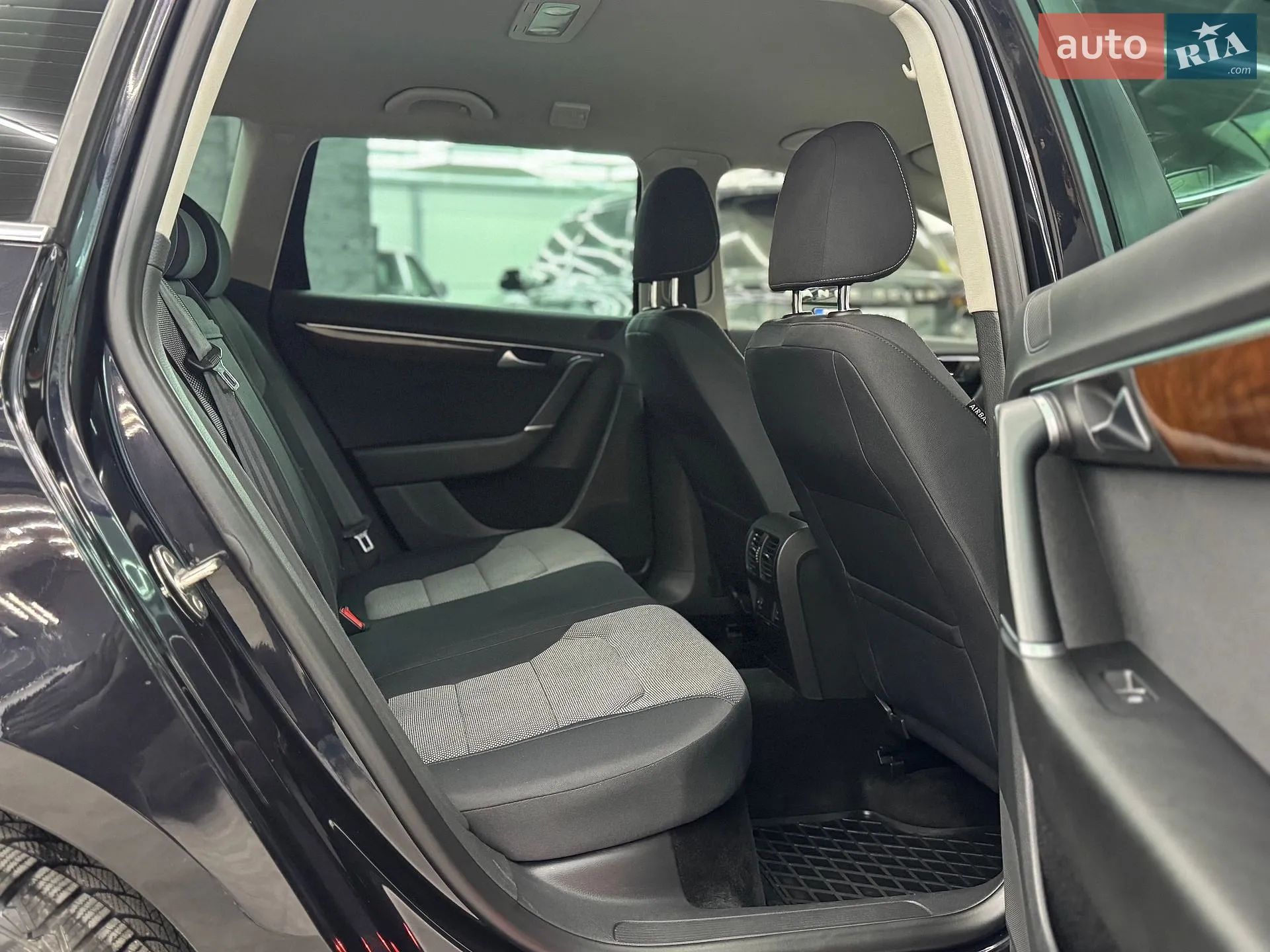 2013 Volkswagen Passat - мініатюра 19