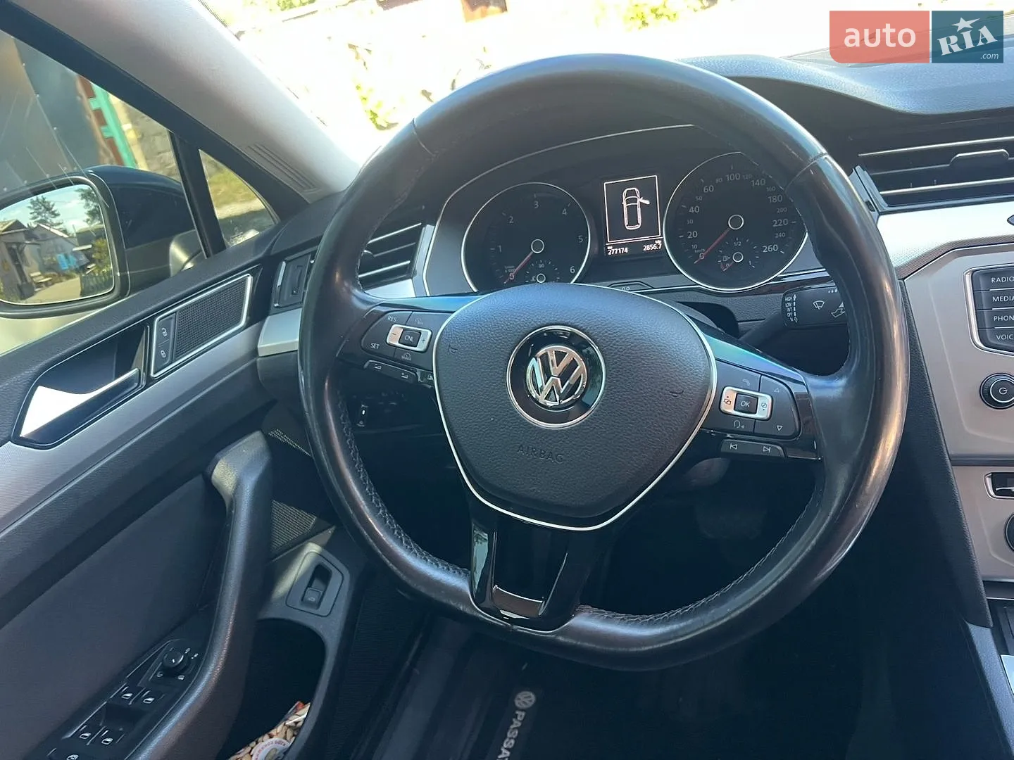 2014 Volkswagen Passat - мініатюра 10