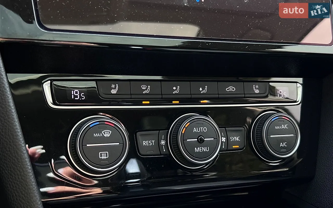 2018 Volkswagen Passat - мініатюра 18