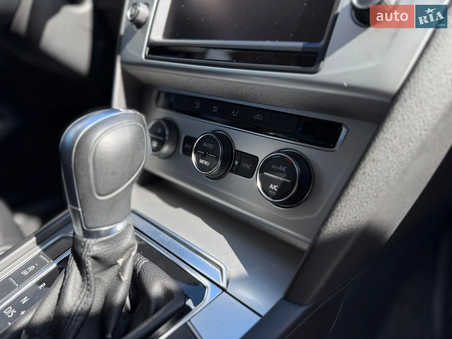 2015 Volkswagen Passat - мініатюра 12