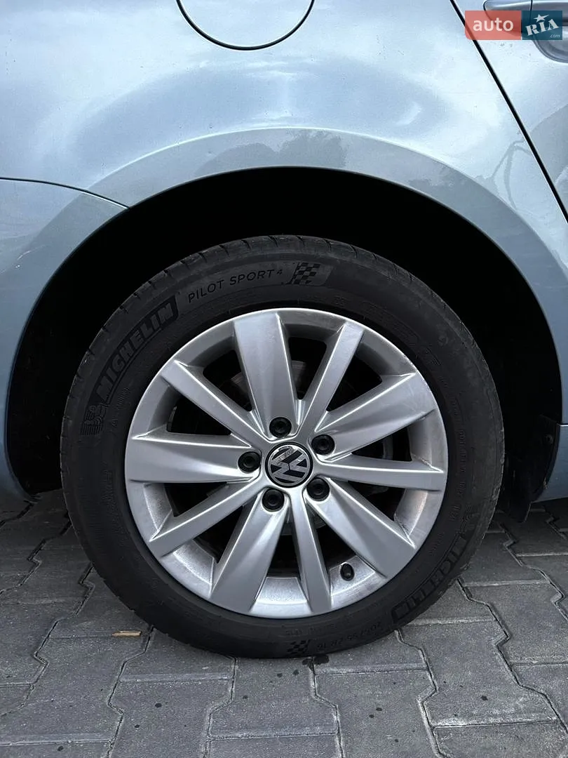 2013 Volkswagen Passat - мініатюра 9