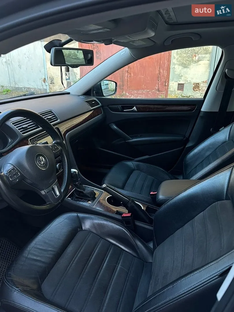 2013 Volkswagen Passat - мініатюра 18