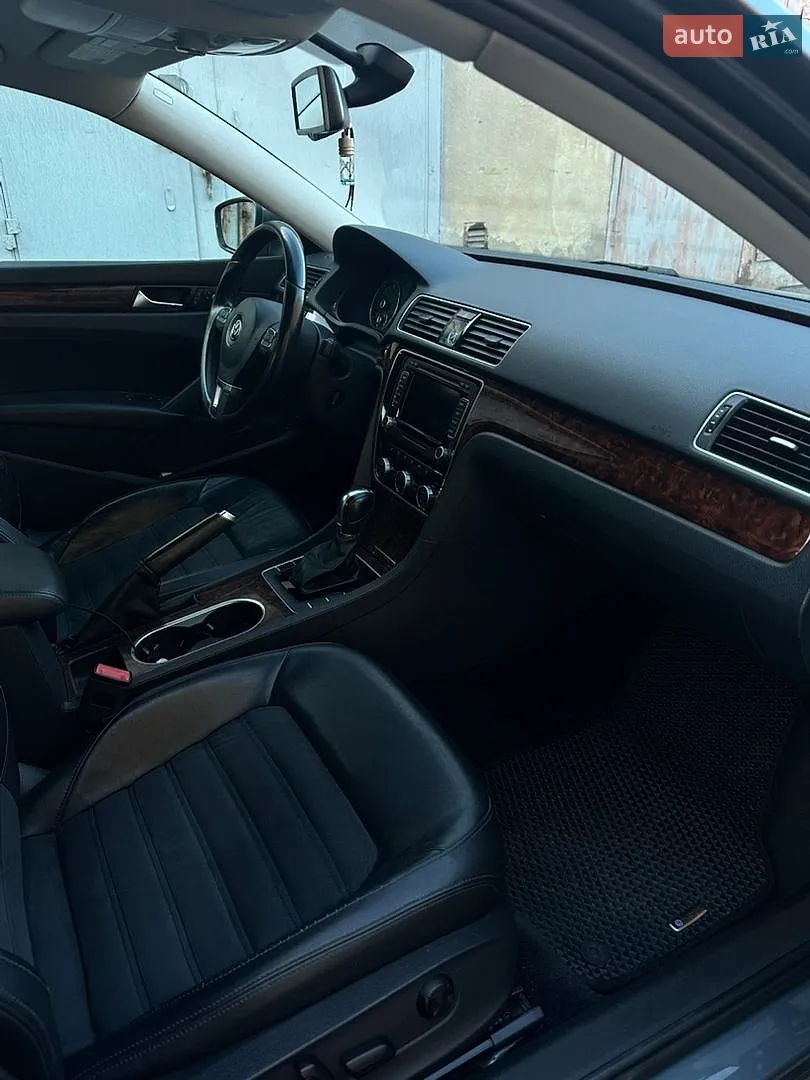 2013 Volkswagen Passat - мініатюра 21